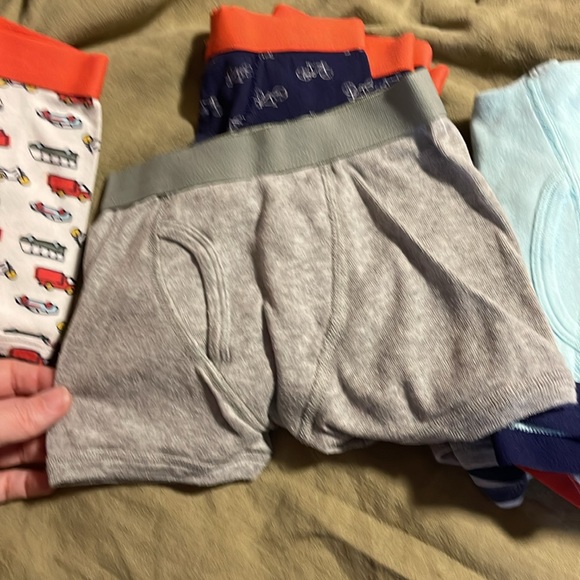 15 pairs of Cat and Jack boxers - Picture 3 of 5